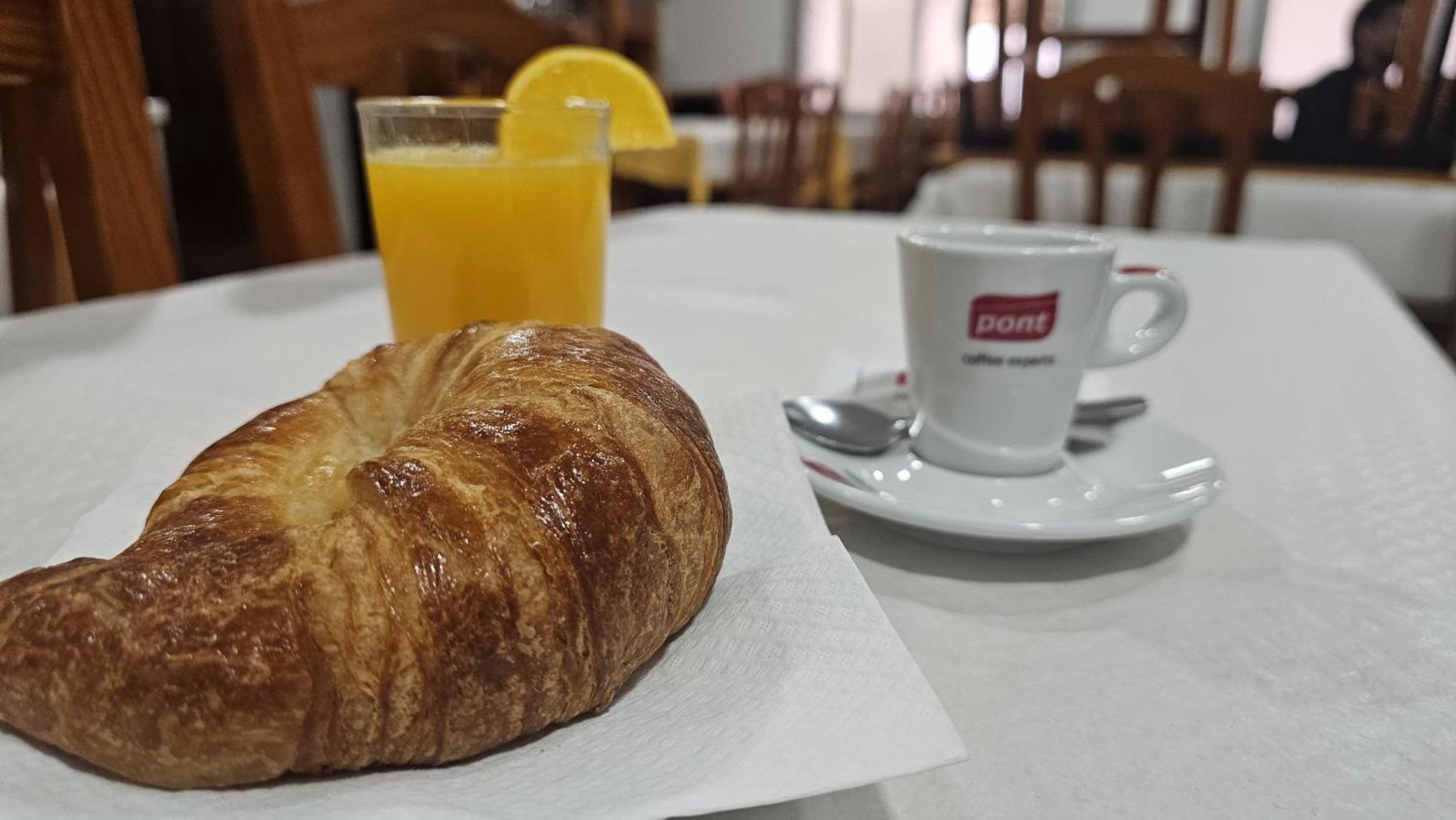 Hostal Los Manos 블랑스 외부 사진