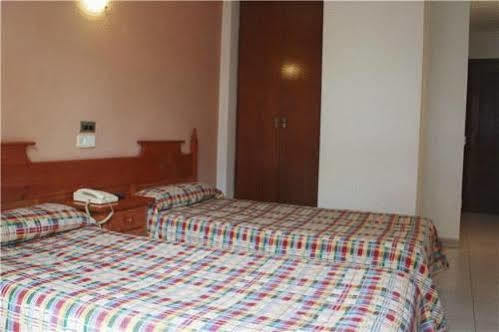 Hostal Los Manos 블랑스 외부 사진